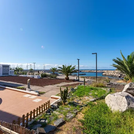 Casa Del Mar - Seafront Living, Sea Views & Golf